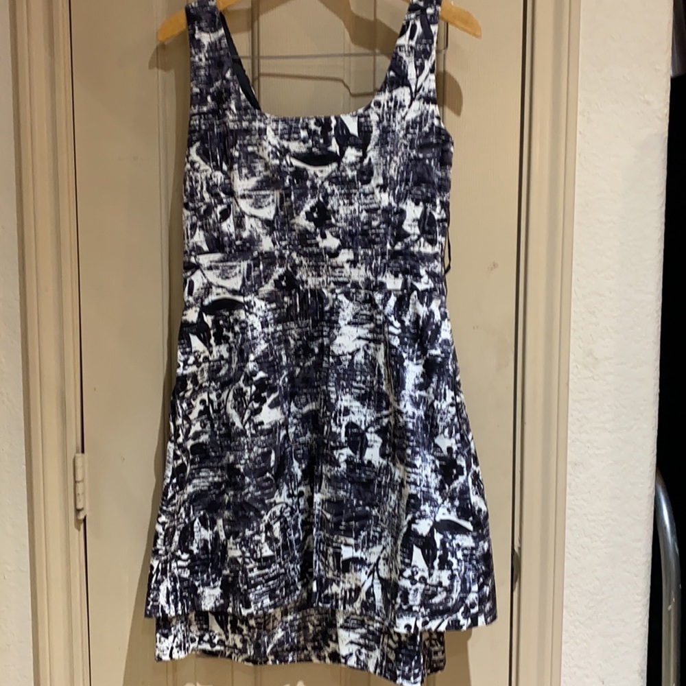 Nine West dress. Size 8 Black and gray - Picture 4 of 5